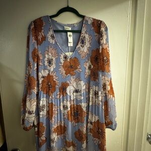 Wilfred Floral V-Neck Blouse in Blue and Orange